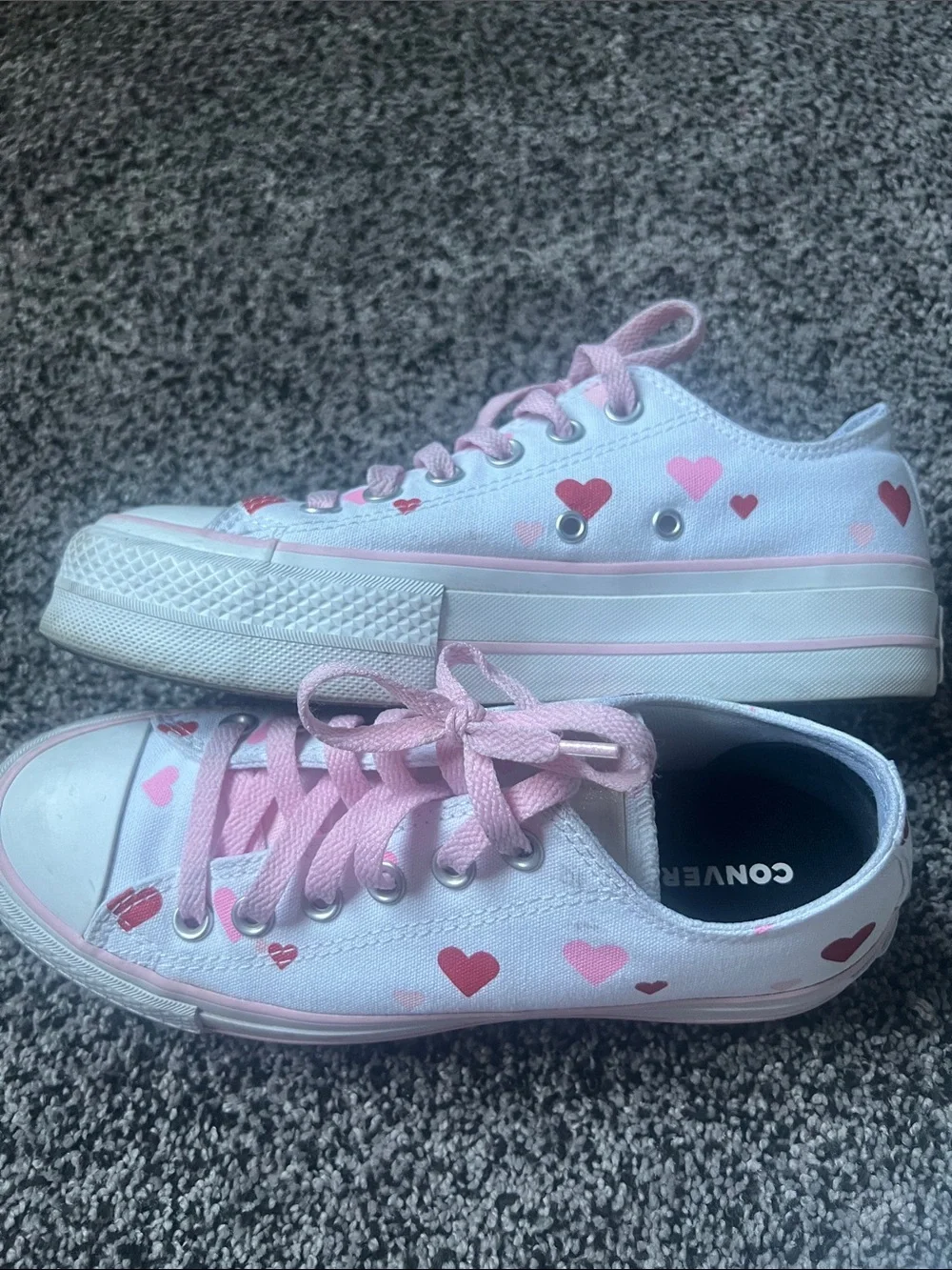 Converse White Low-Top Sneakers with Pink Laces and Red/Pink Heart Accents
